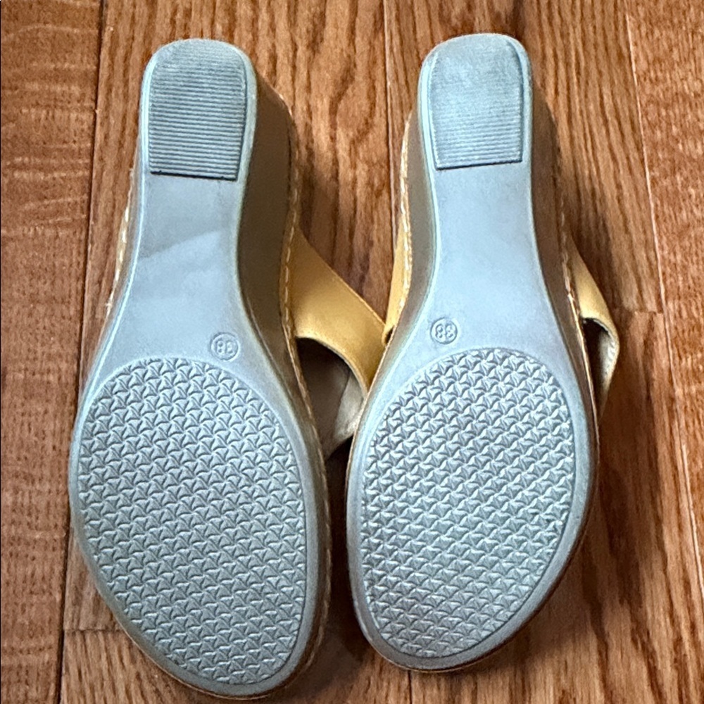 Good Chic Women's Sandals in Mustard Yellow - Picture 4 of 5